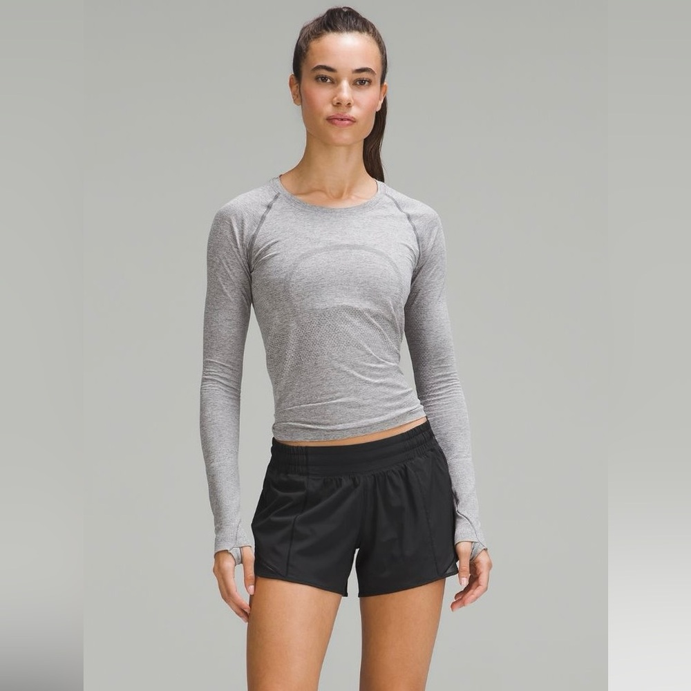 NWT Lululemon Hotty Hot Low Rise Shorts 4” Lined. Size-10. Color-Black